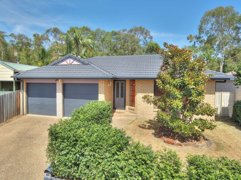 82 Jindabyne Circuit, Forest Lake QLD 4078