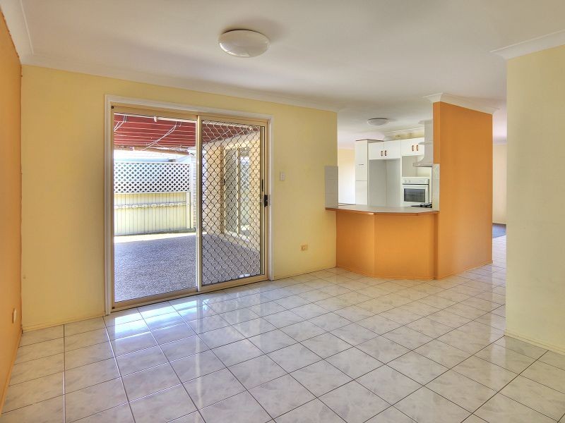 82 Jindabyne Circuit, Forest Lake QLD 4078