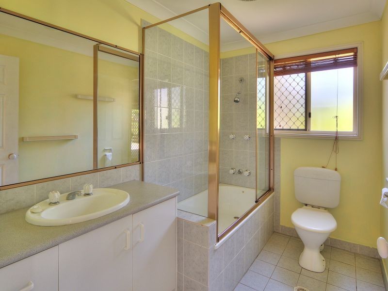 82 Jindabyne Circuit, Forest Lake QLD 4078