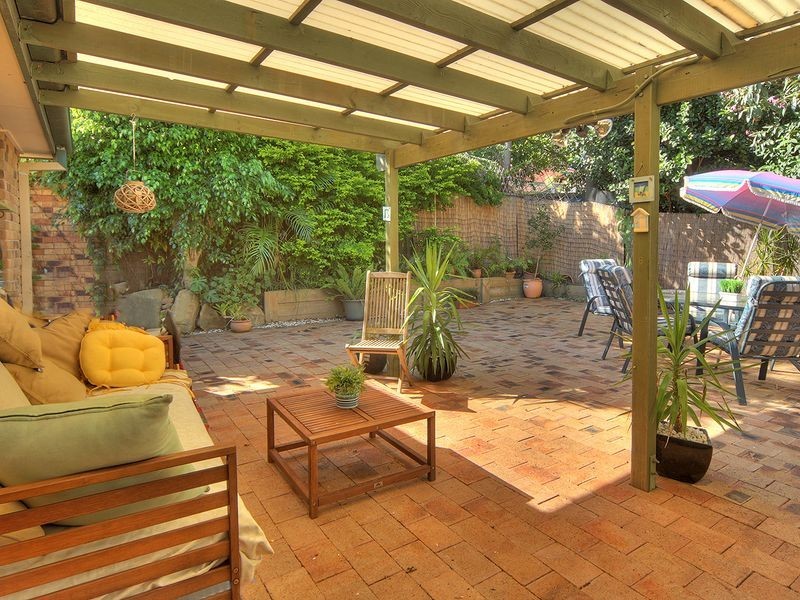 16 Phillip Place, Forest Lake QLD 4078