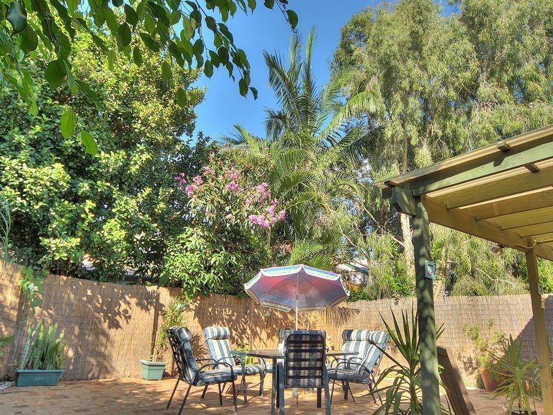 16 Phillip Place, Forest Lake QLD 4078