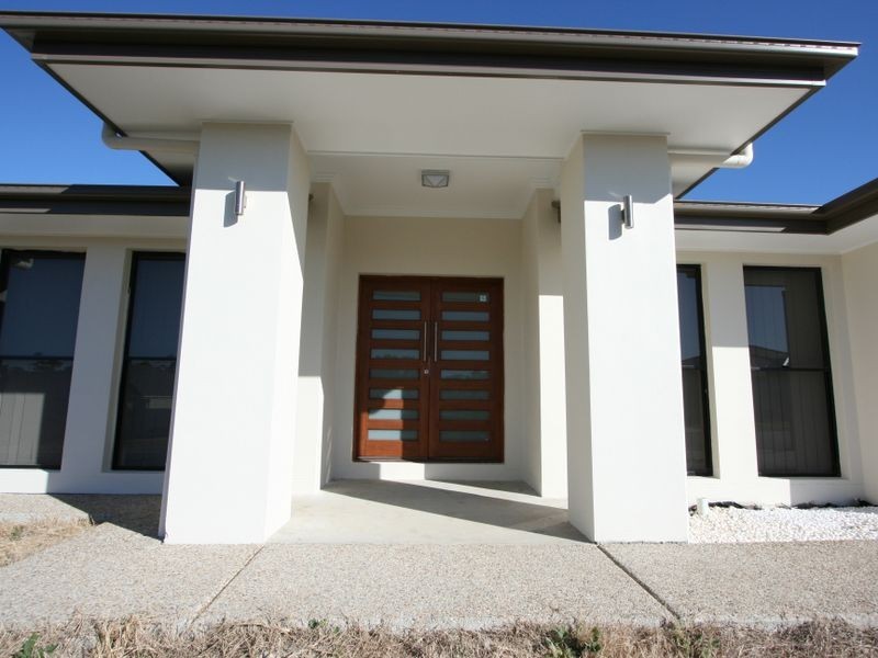 10 Colebrook Crescent, Doolandella QLD 4077