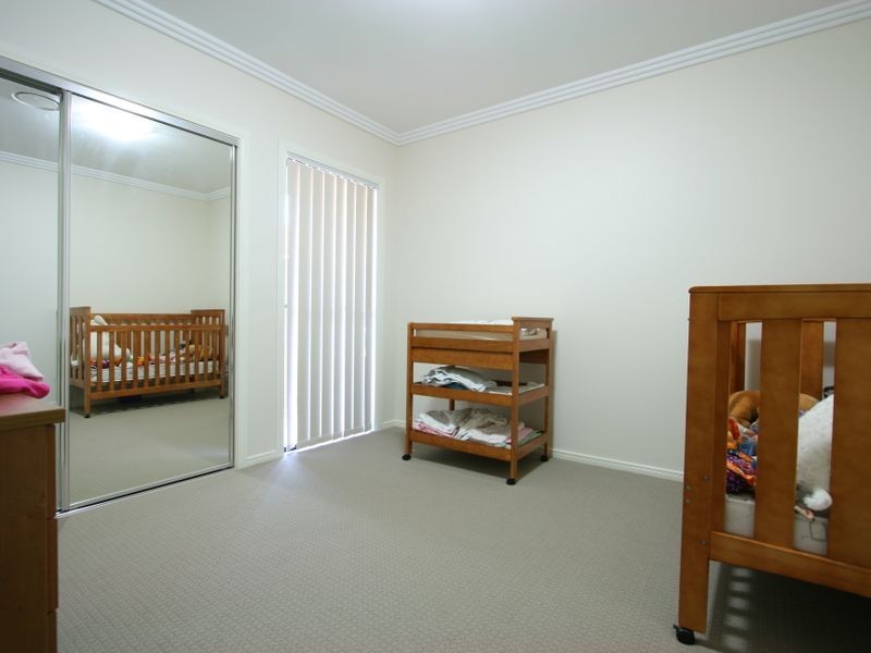 10 Colebrook Crescent, Doolandella QLD 4077