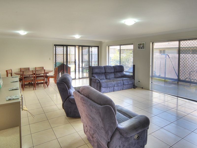 12 Savannah Place, Forest Lake QLD 4078