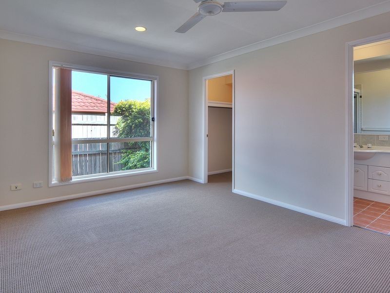 37 Pintail Crescent, Forest Lake QLD 4078