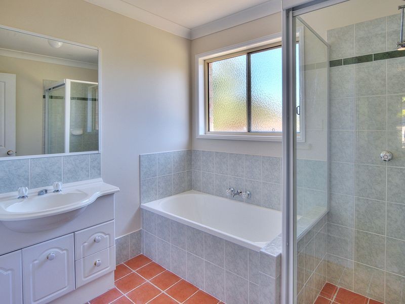 37 Pintail Crescent, Forest Lake QLD 4078