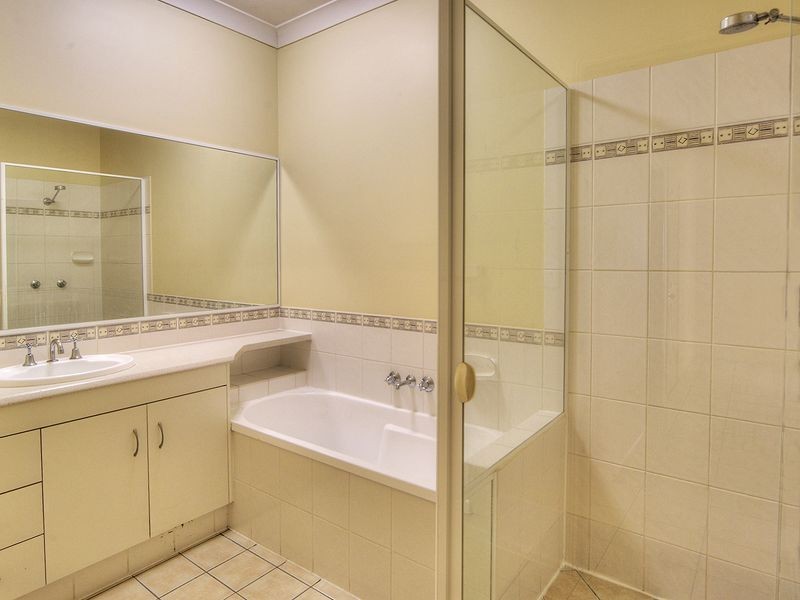 50 Ithaca Way, Forest Lake QLD 4078