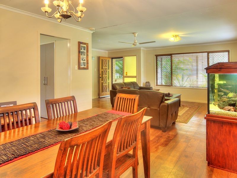 374 Johnson Road, Forestdale QLD 4118