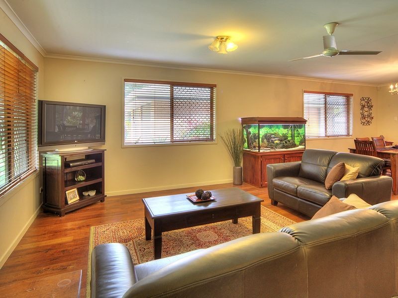 374 Johnson Road, Forestdale QLD 4118