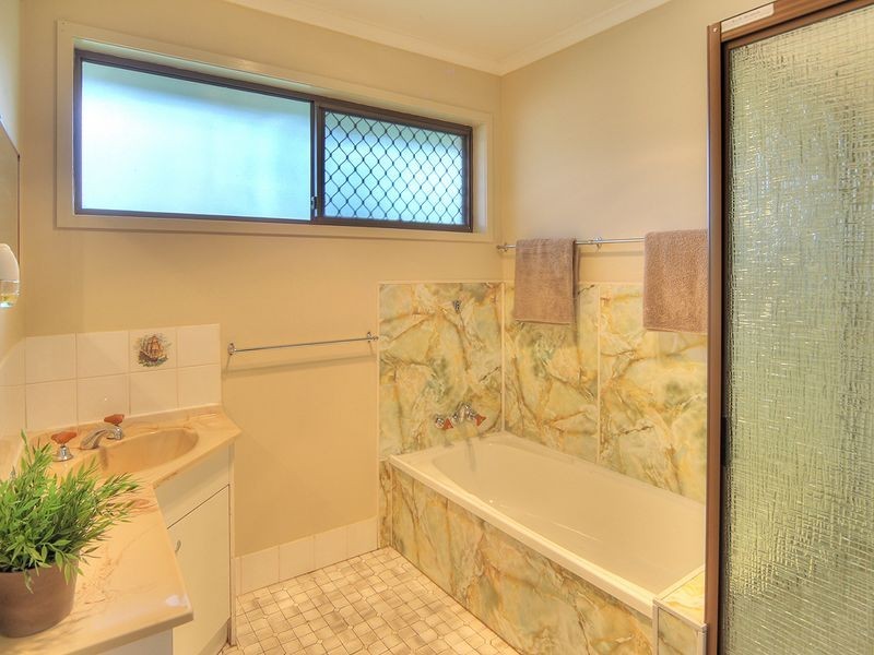 374 Johnson Road, Forestdale QLD 4118