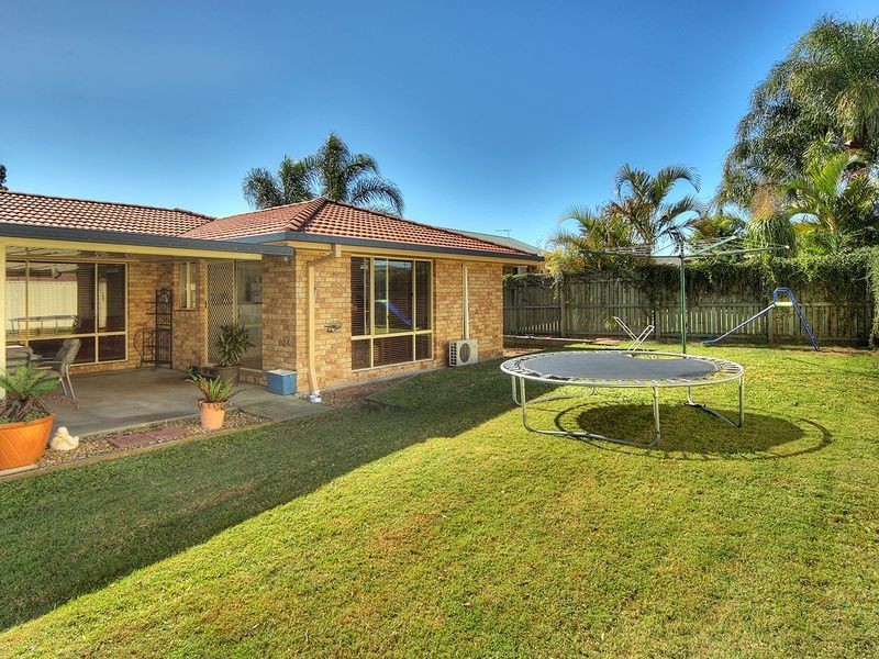 6 Newburn Street, Hillcrest QLD 4118
