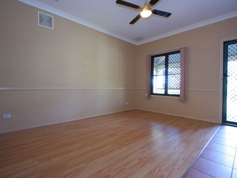 9 Queens Court, Forest Lake QLD 4078