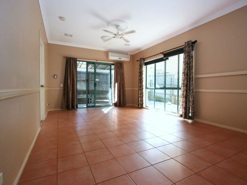 9 Queens Court, Forest Lake QLD 4078