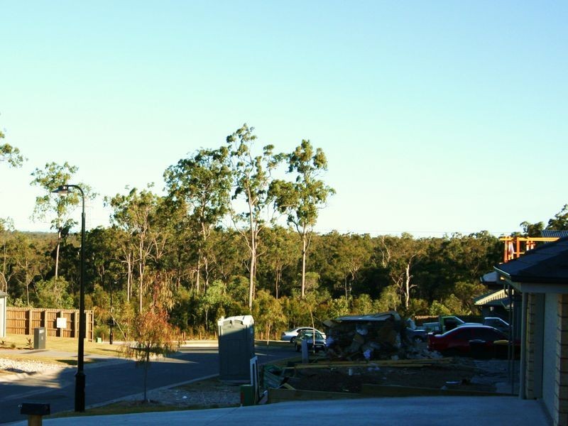 1039/ Steelwood Street, Heathwood QLD 4110