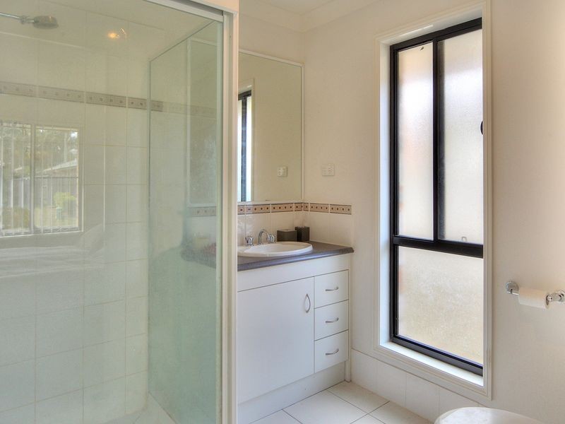 16 Gladys Street, Doolandella QLD 4077