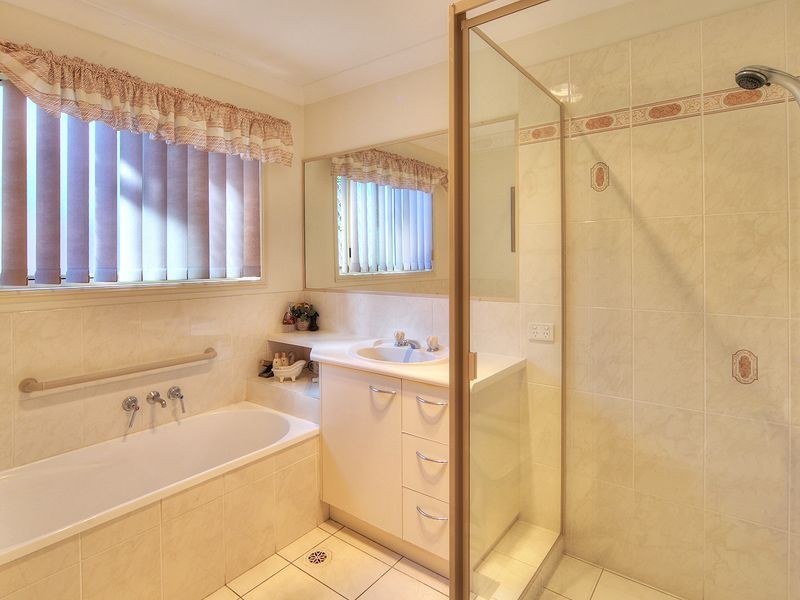 46 Jindabyne Circuit, Forest Lake QLD 4078