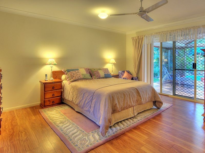 16 Regents Circuit, Forest Lake QLD 4078
