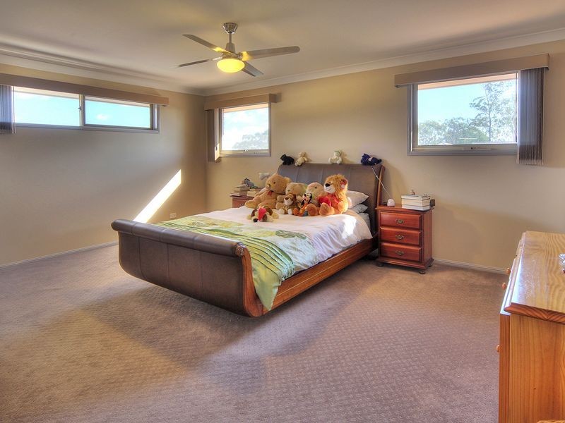 36 Degas Street, Forest Lake QLD 4078