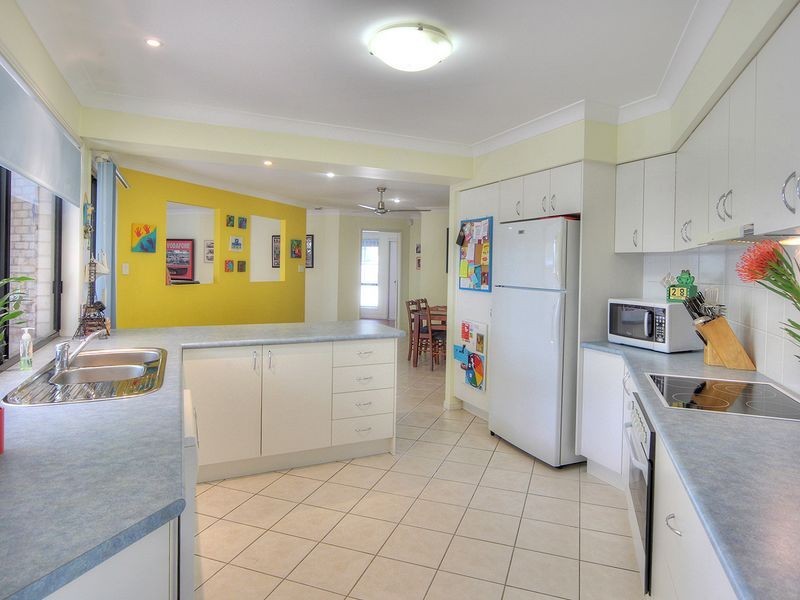 17 Purdie Place, Forest Lake QLD 4078