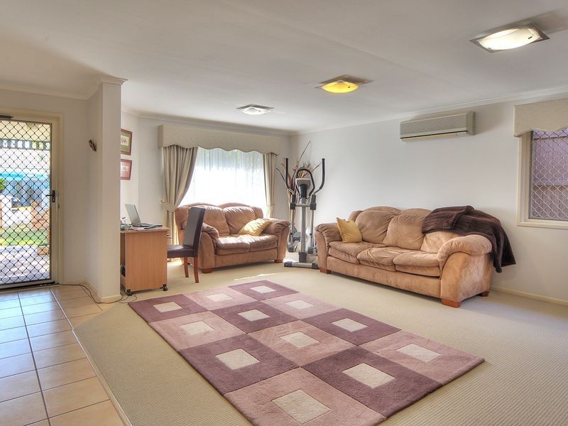 7 Pintail Crescent, Forest Lake QLD 4078