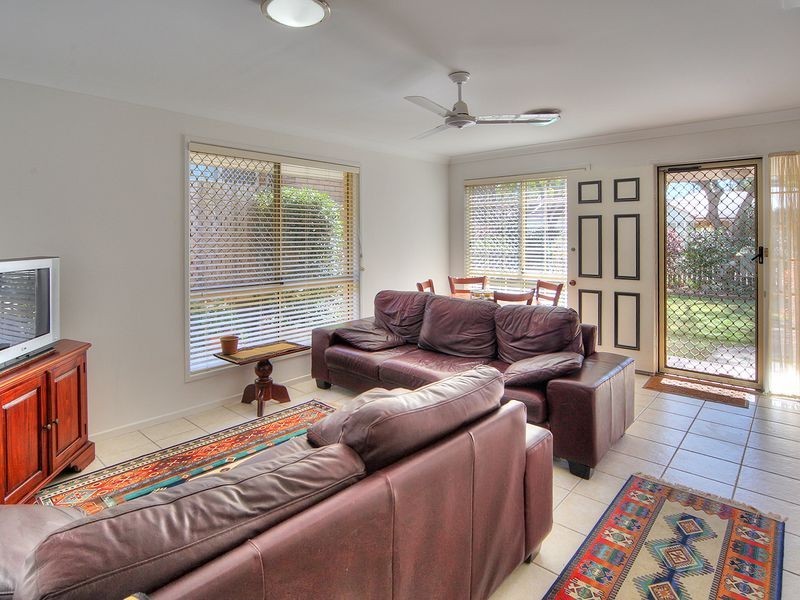 23 Oldbury Place, Forest Lake QLD 4078