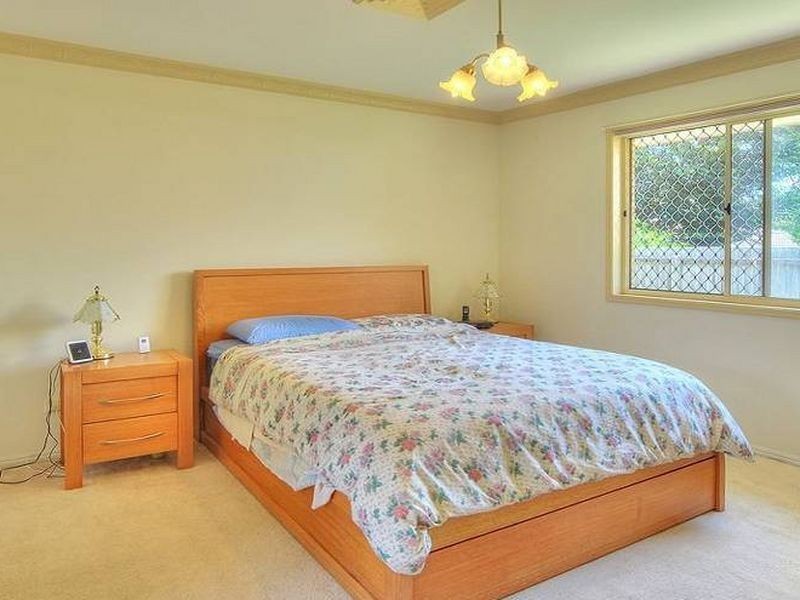76 Banksia Circuit, Forest Lake QLD 4078