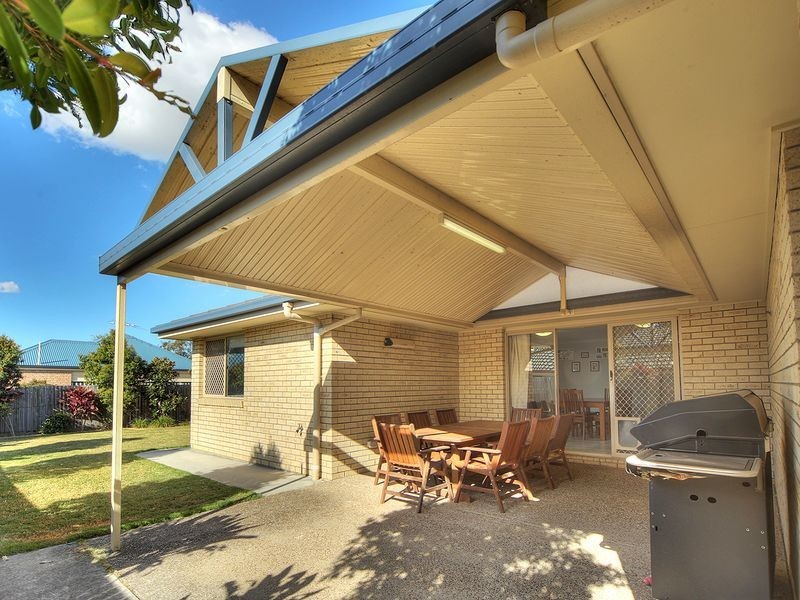 9 Robson Street, Forest Lake QLD 4078