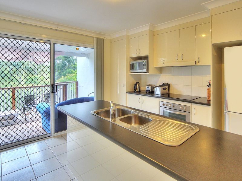 17 Periwinkle Lane, Springfield Lakes QLD 4300
