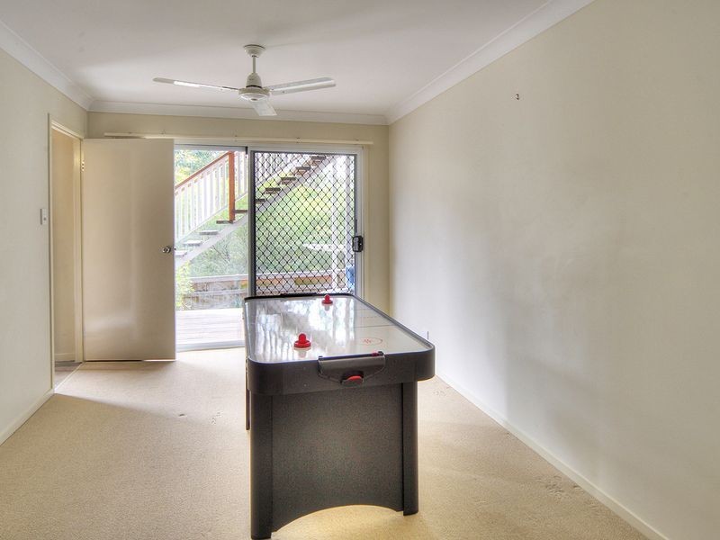 17 Periwinkle Lane, Springfield Lakes QLD 4300