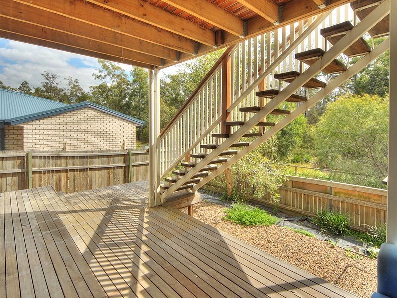 17 Periwinkle Lane, Springfield Lakes QLD 4300