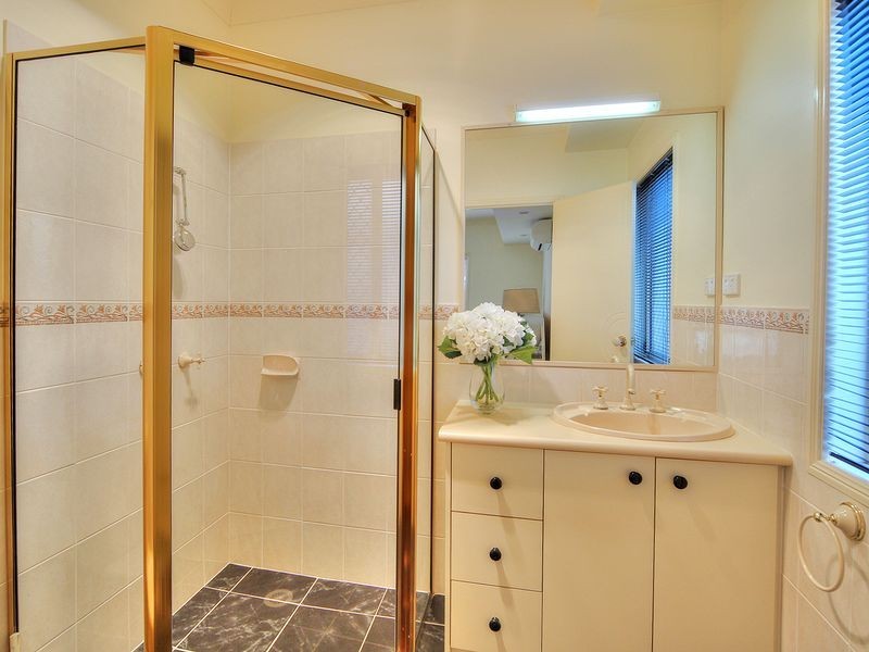 13 Montego Way, Forest Lake QLD 4078