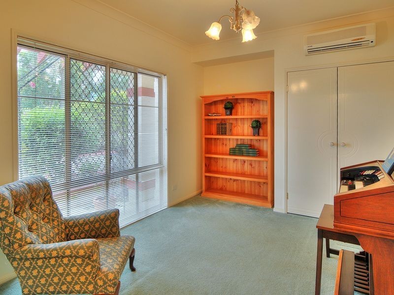 13 Montego Way, Forest Lake QLD 4078