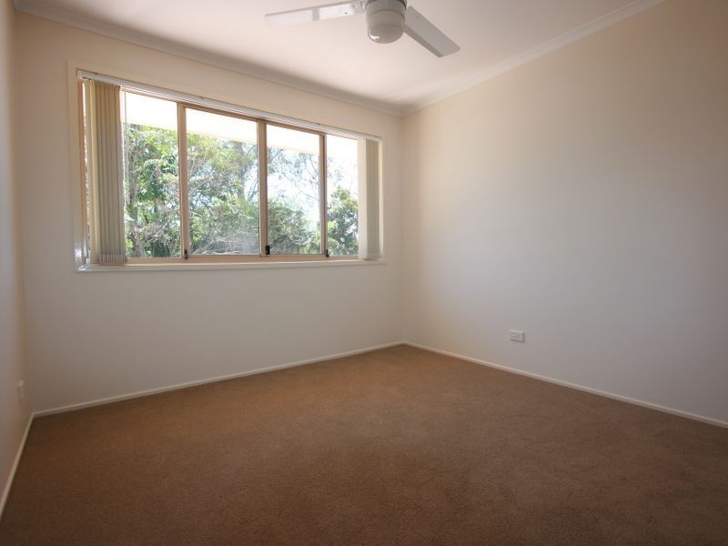 16 Baccata Place, Forest Lake QLD 4078