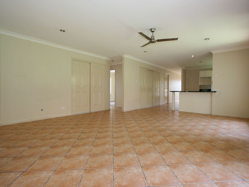 16 Robson Street, Forest Lake QLD 4078