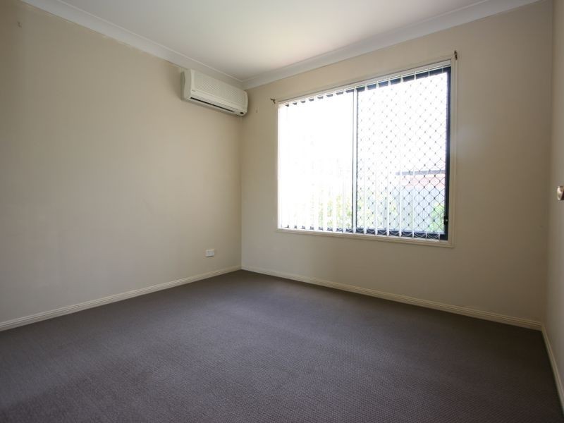 16 Robson Street, Forest Lake QLD 4078