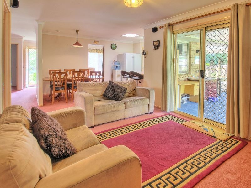 46 Wallaroo Way, Doolandella QLD 4077