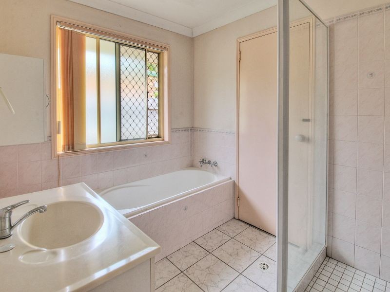 46 Wallaroo Way, Doolandella QLD 4077