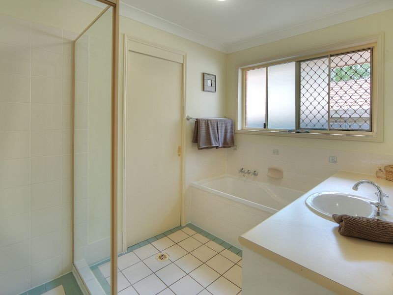 84 Clarendon Circuit, Forest Lake QLD 4078
