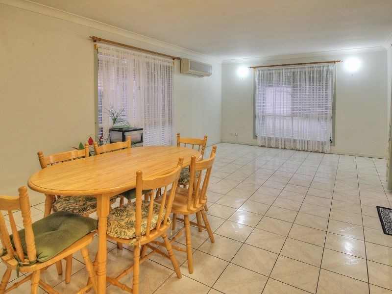 86 Banksia Circuit, Forest Lake QLD 4078