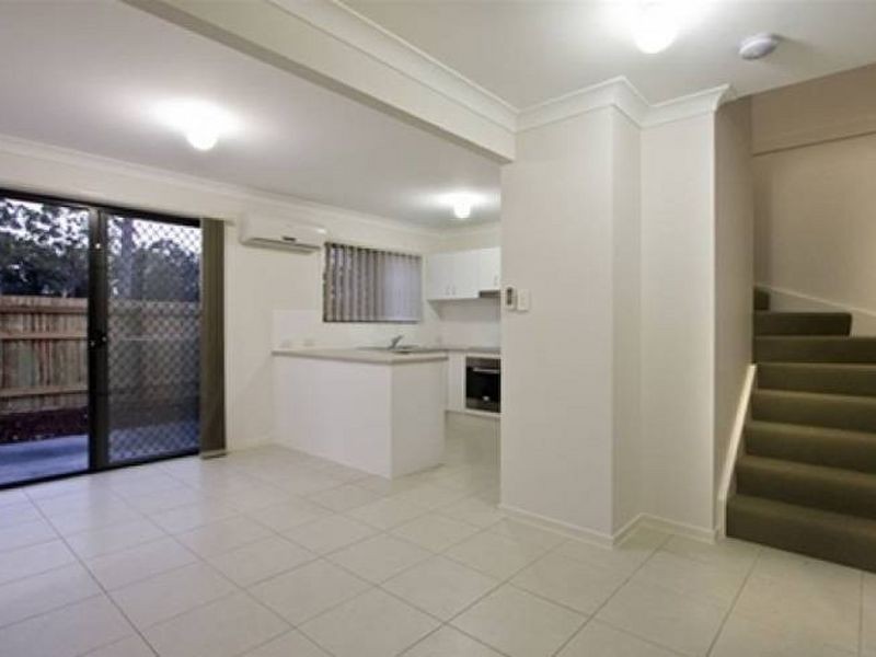 32/7 Roxwell Street, Forest Lake QLD 4078