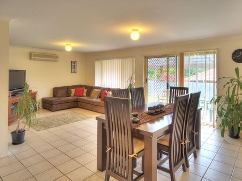 54 Jubilee Avenue, Forest Lake QLD 4078