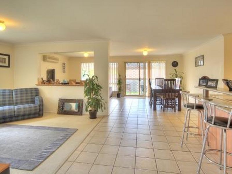 54 Jubilee Avenue, Forest Lake QLD 4078