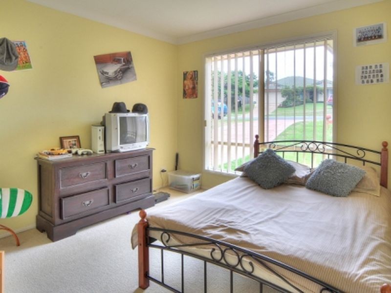 54 Jubilee Avenue, Forest Lake QLD 4078