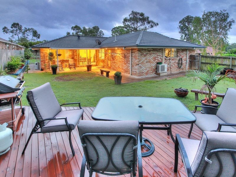21 Goldeneye Place, Forest Lake QLD 4078