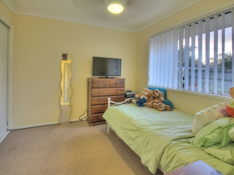 21 Goldeneye Place, Forest Lake QLD 4078