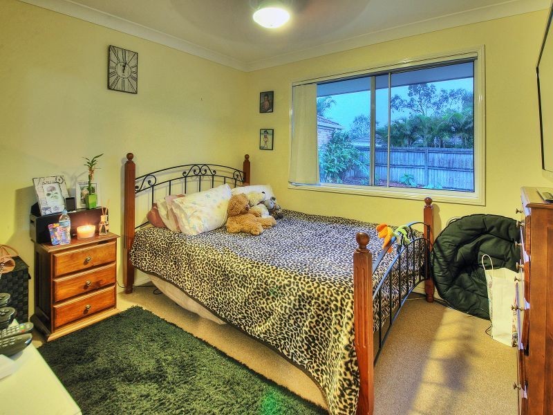 21 Goldeneye Place, Forest Lake QLD 4078