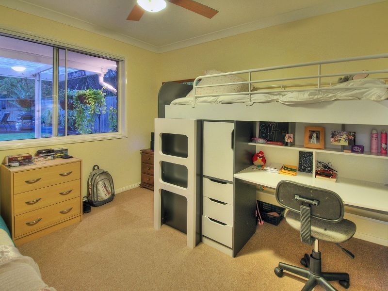 21 Goldeneye Place, Forest Lake QLD 4078