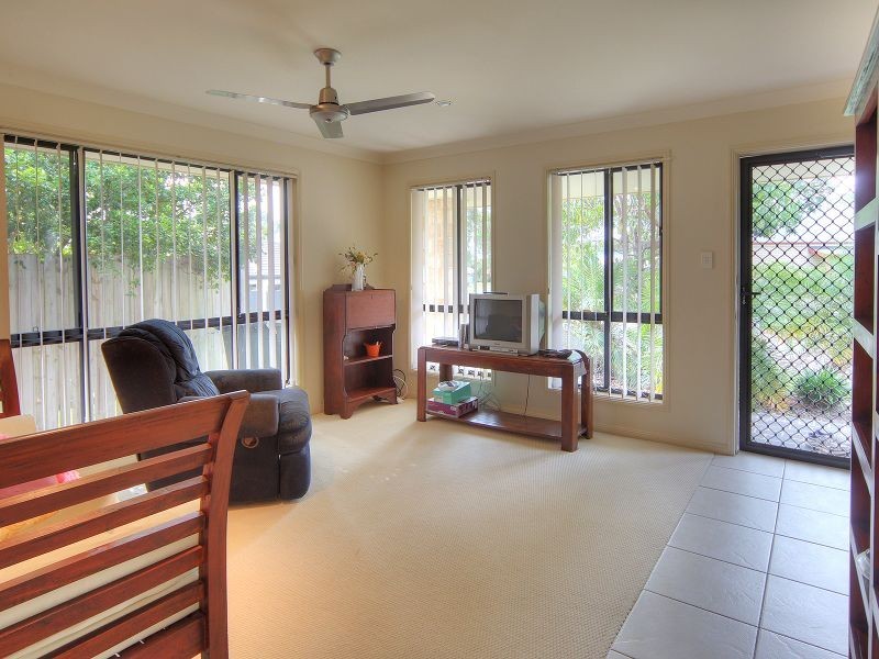 11 Rachele Close, Forest Lake QLD 4078