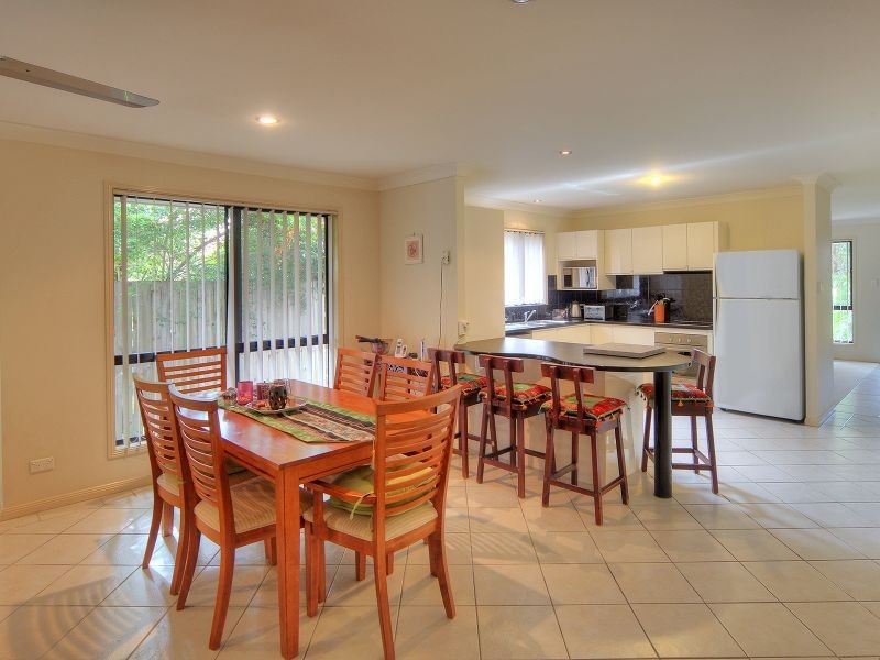 11 Rachele Close, Forest Lake QLD 4078