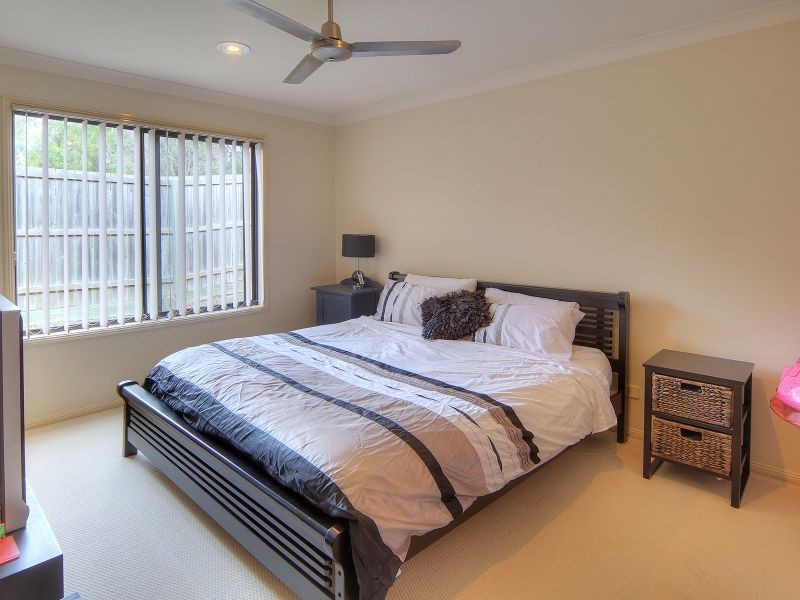 11 Rachele Close, Forest Lake QLD 4078